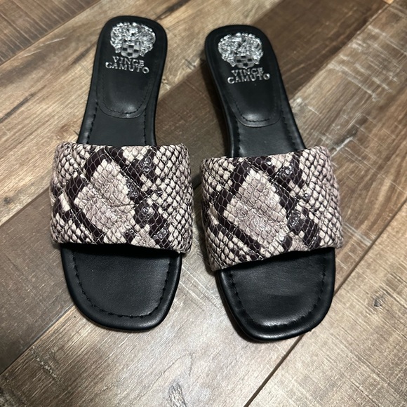 Vince Camuto Snake Slides - Picture 2 of 5